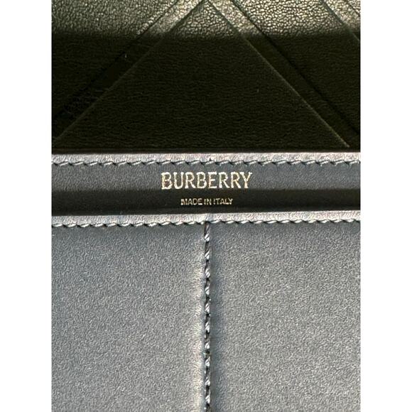 Burberry NWT Snip Shoulder Bag in Lake Blue - Picture 12 of 15